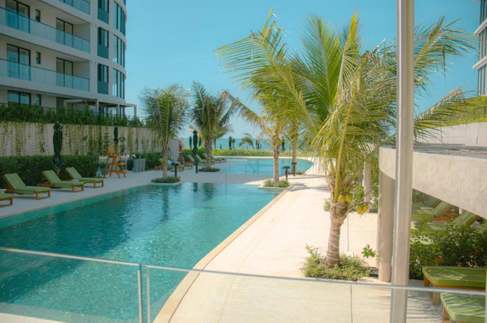 Wake Up To The Ocean, True Beachfront Terrace * Cartagena
