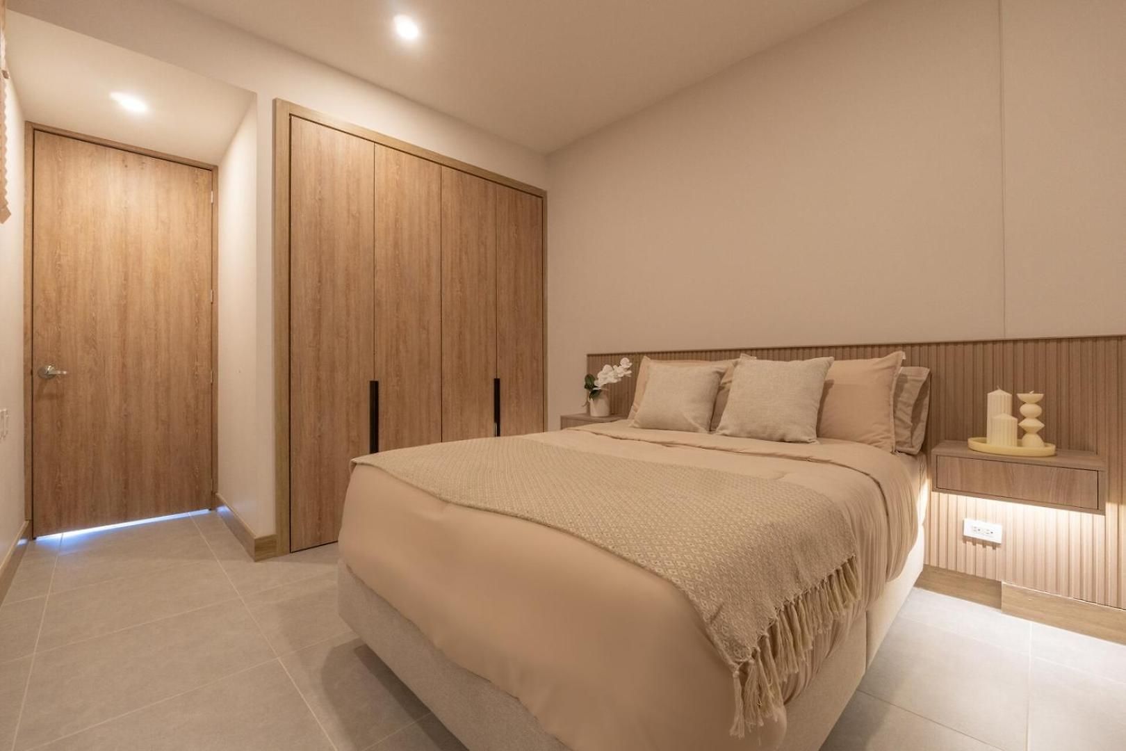 Wake Up To The Ocean, True Beachfront Terrace Apartamento *