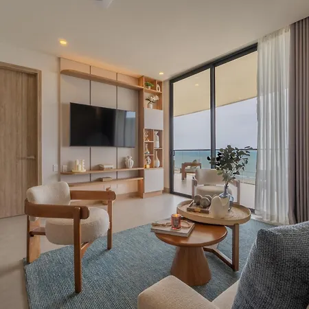 Apartamento Wake Up To The Ocean, True Beachfront Terrace
