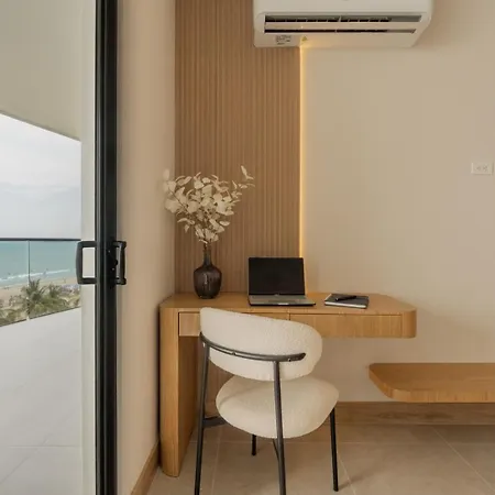 Wake Up To The Ocean, True Beachfront Terrace Cartagena