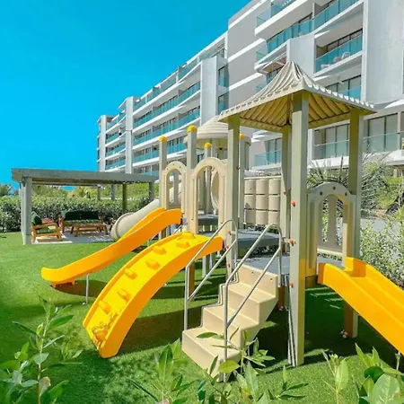 Wake Up To The Ocean, True Beachfront Terrace Apartamento *