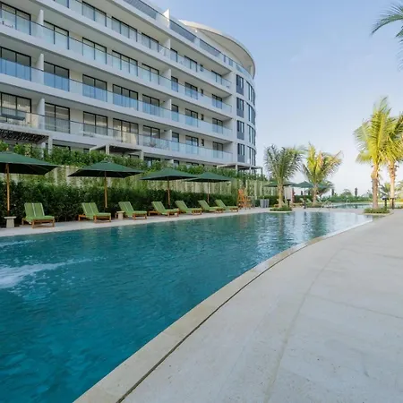 Wake Up To The Ocean, True Beachfront Terrace Apartamento